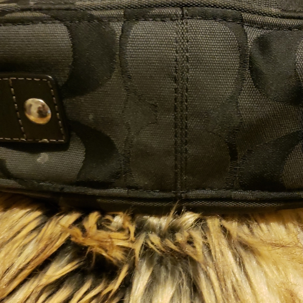 Coach Bag - Picture 4 of 8